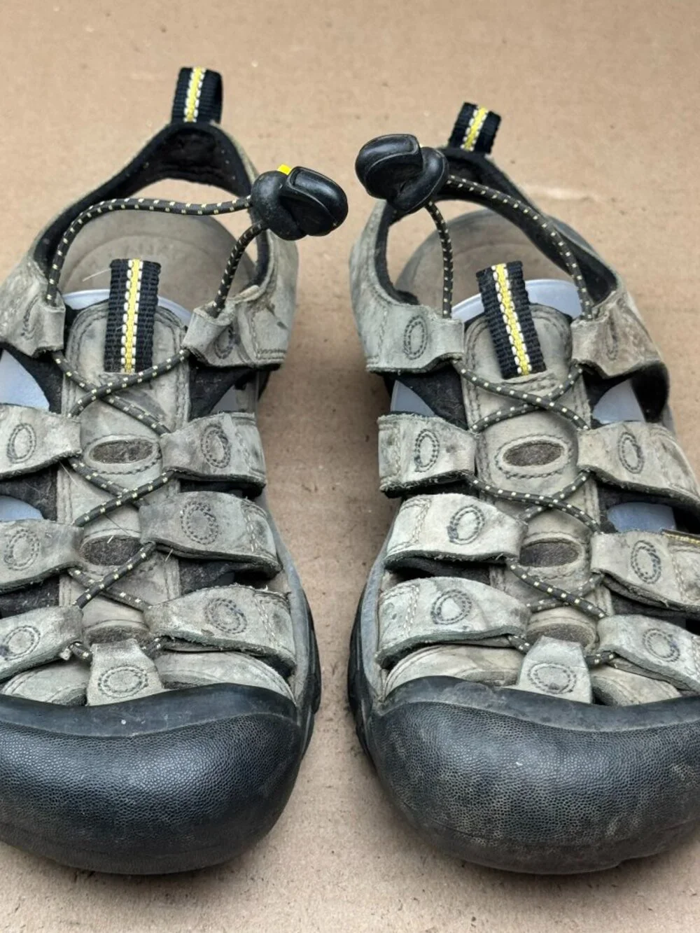 Keen Men's Gray Leather Hiking Sandals Size US 9